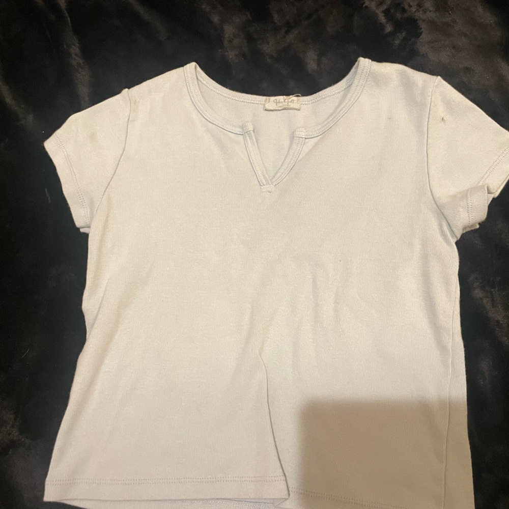 baby blue tee